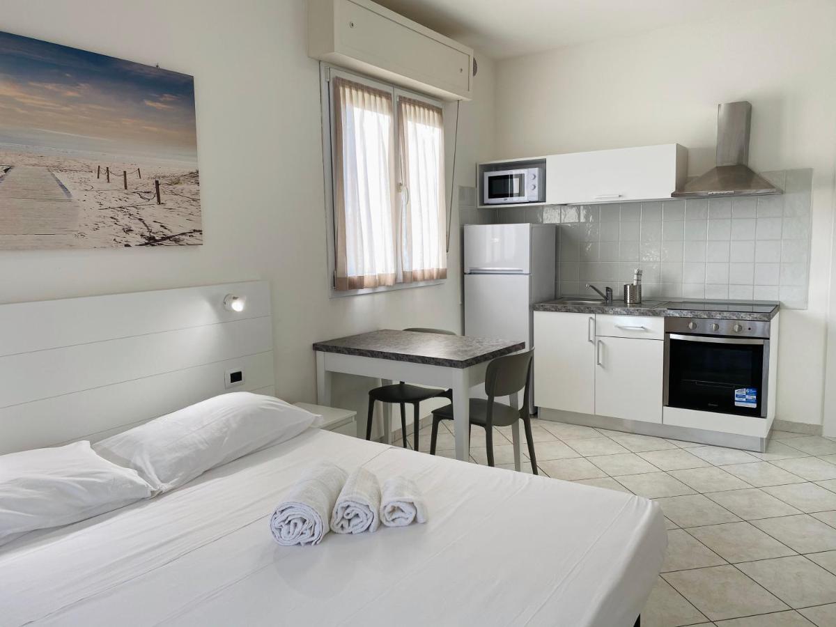 Rimini Bay Suites&Residence Exterior foto