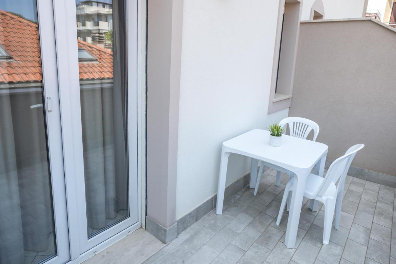 Rimini Bay Suites&Residence Exterior foto