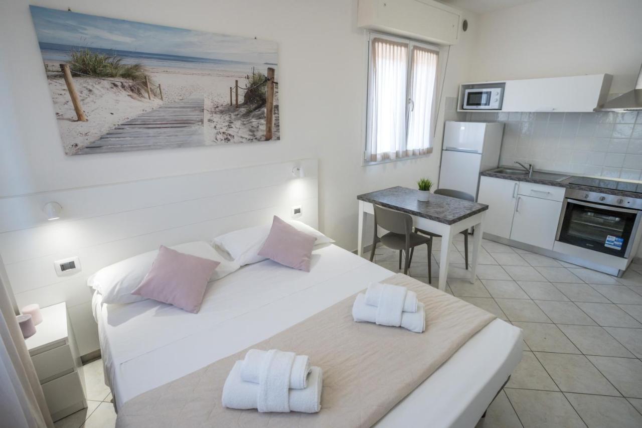 Rimini Bay Suites&Residence Exterior foto