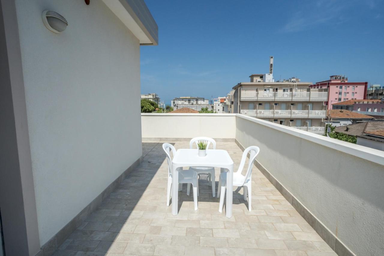 Rimini Bay Suites&Residence Exterior foto